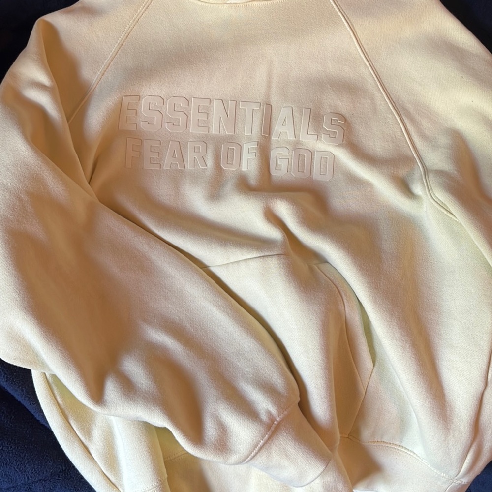 Essentials fear of God yellow sweatshirt